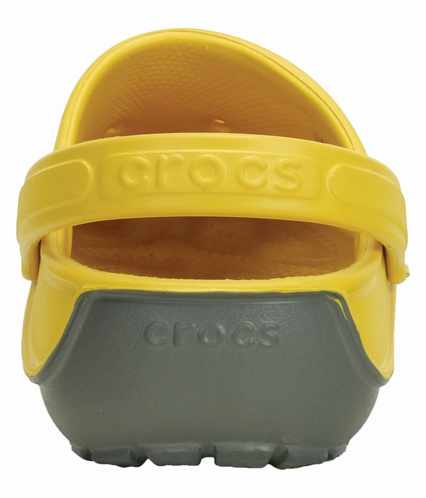 crocs duet wave flip