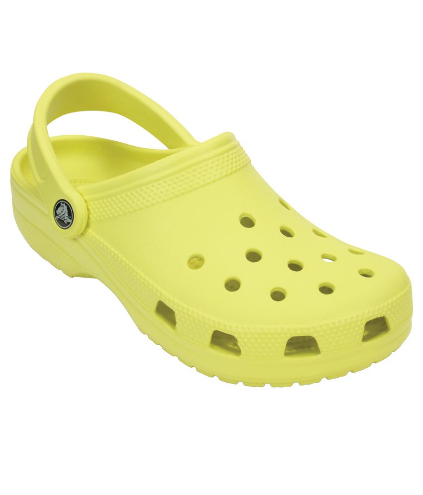 Crocs Green Floater Sandals Price in India- Buy Crocs Green Floater ...