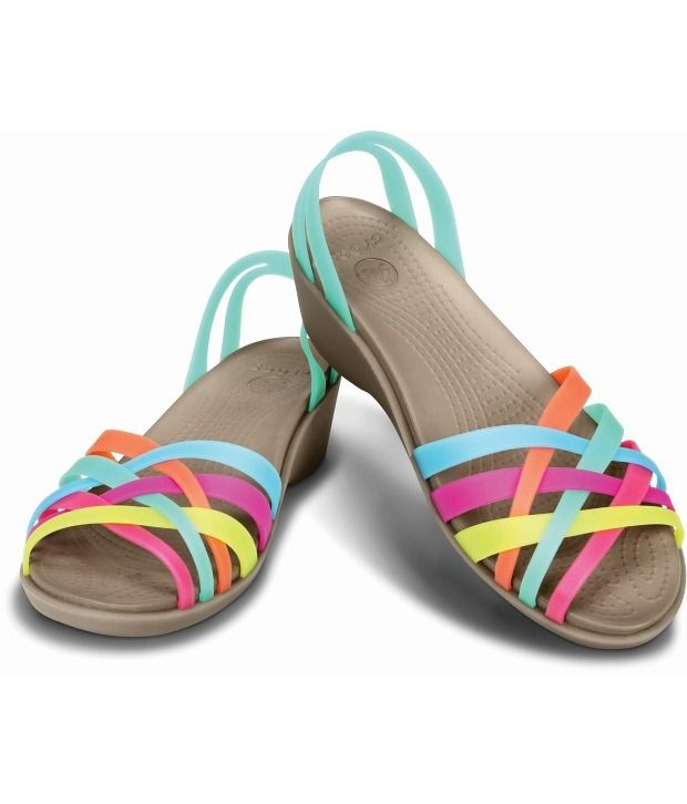 crocs pump shoes