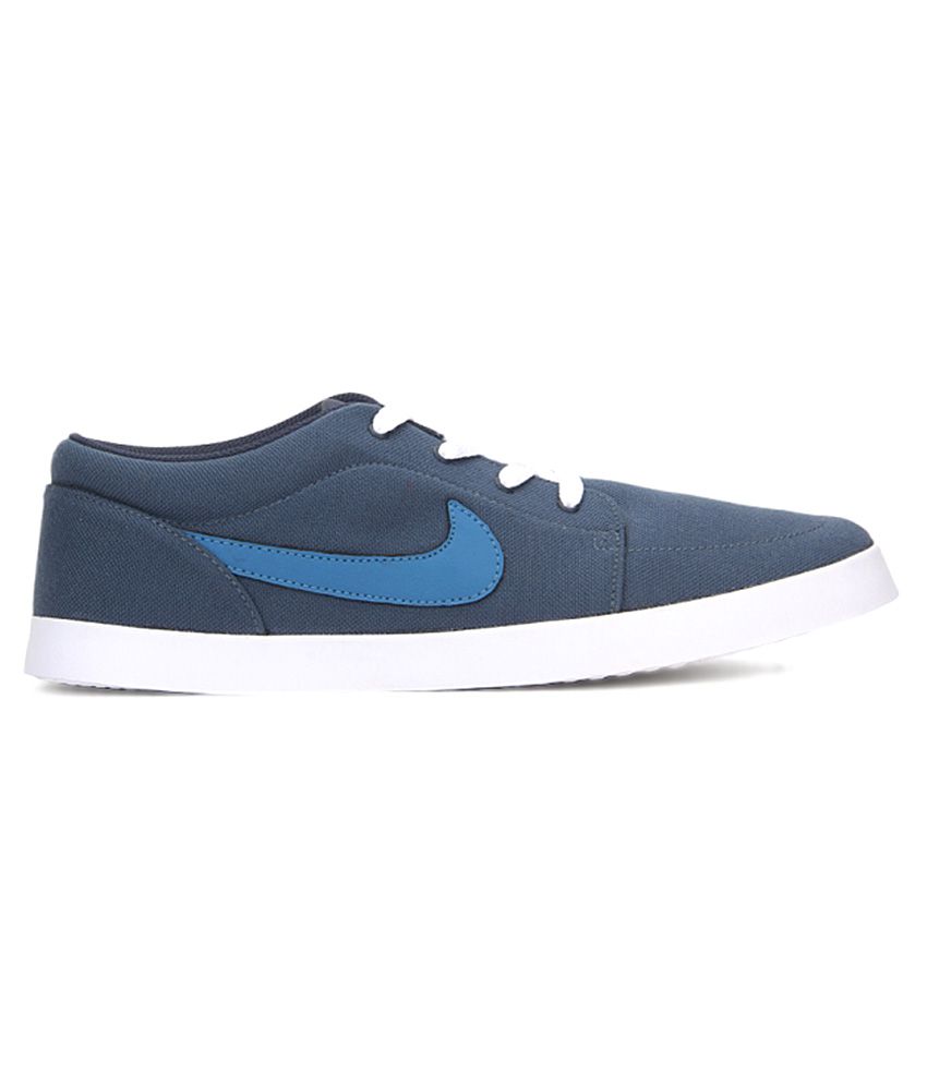 nike shoes canvas price