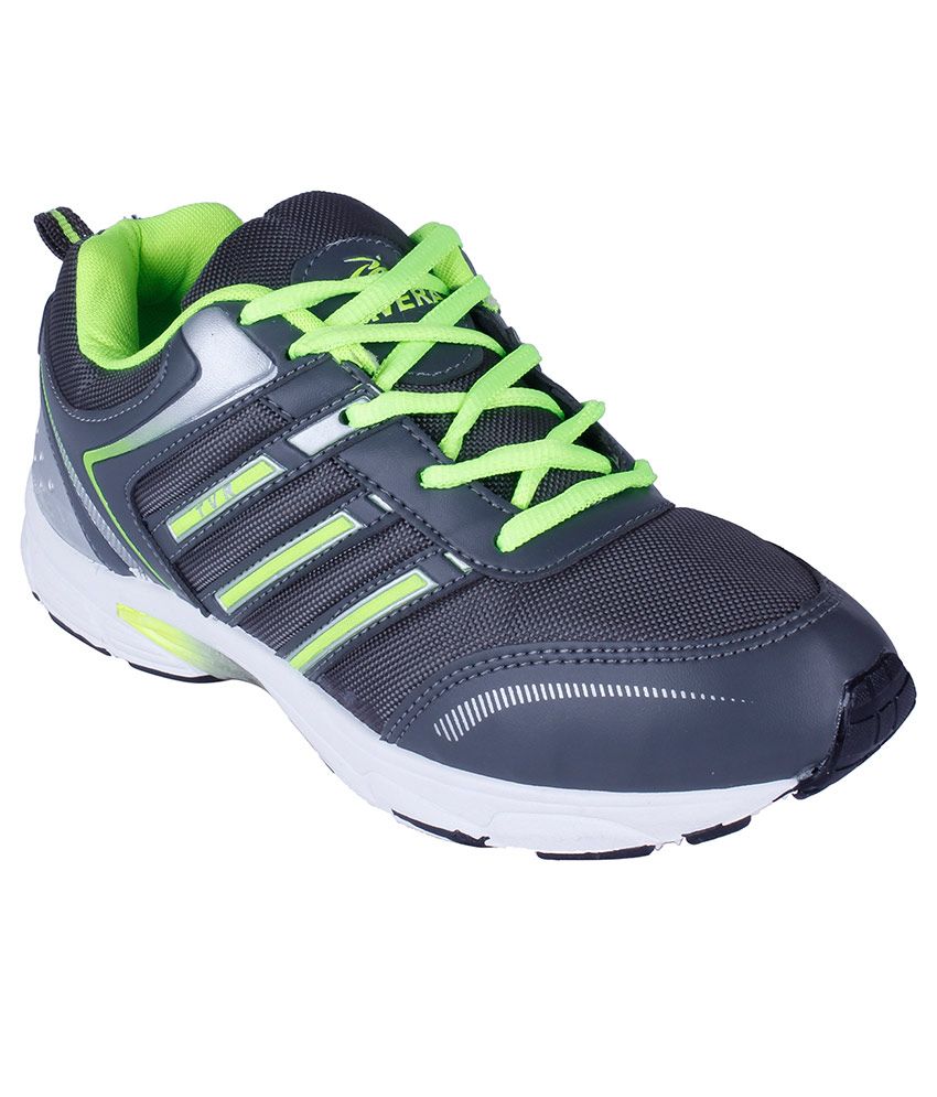 tavera sport shoes price