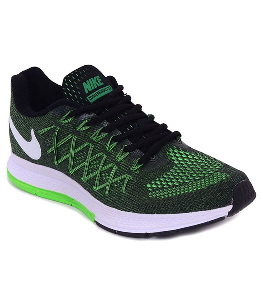 Nike Green & Black Sports Shoes Price in India- Buy Nike Green & Black ...