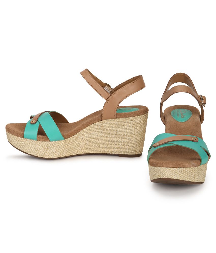 clarks heels green