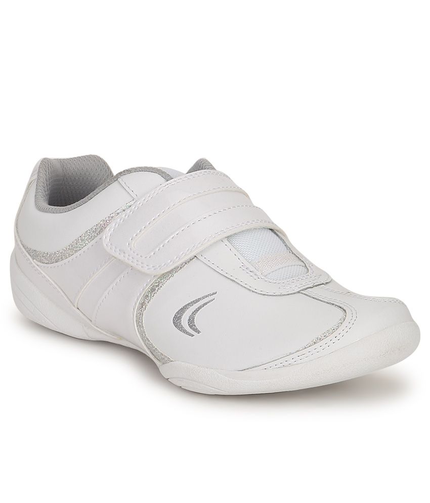 clarks sneakers kids white