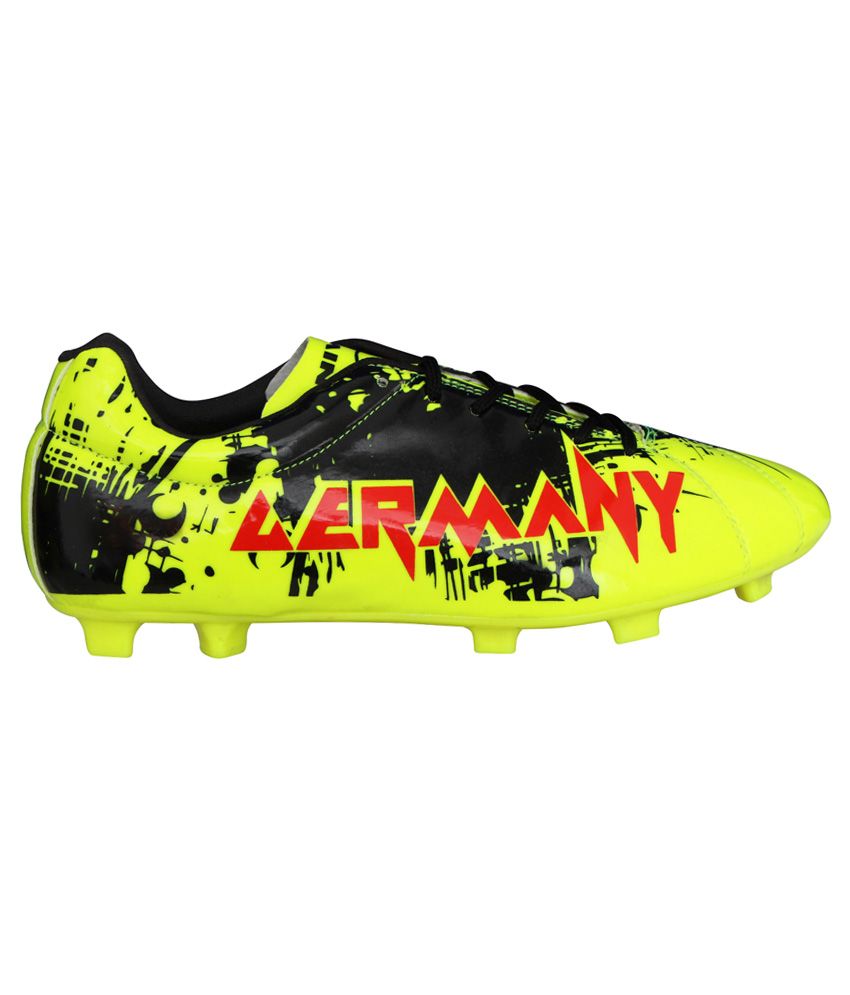 nivia destroyer 2.0 football shoes