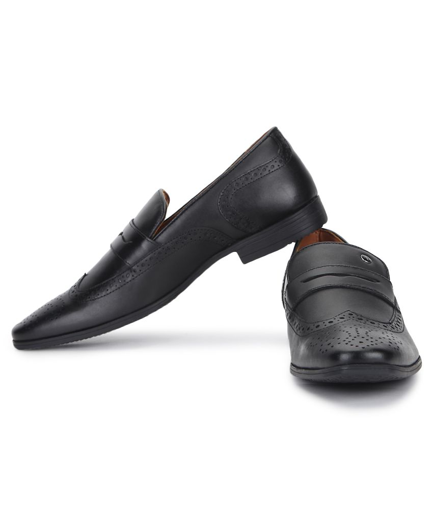 Arrow Black Formal Shoes Price in India 