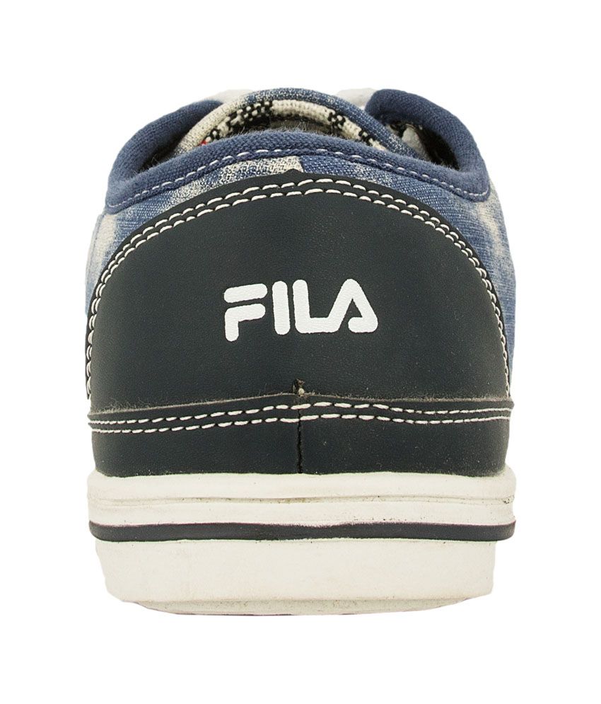 fila canvas sneakers