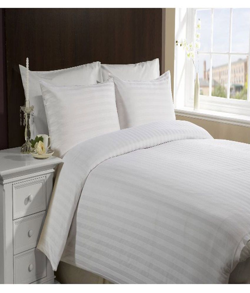 Bombay Dyeing Cotton Double Bedsheet with 2 Pillow Covers Buy Bombay