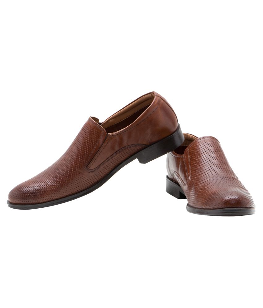 online red tape formal shoes