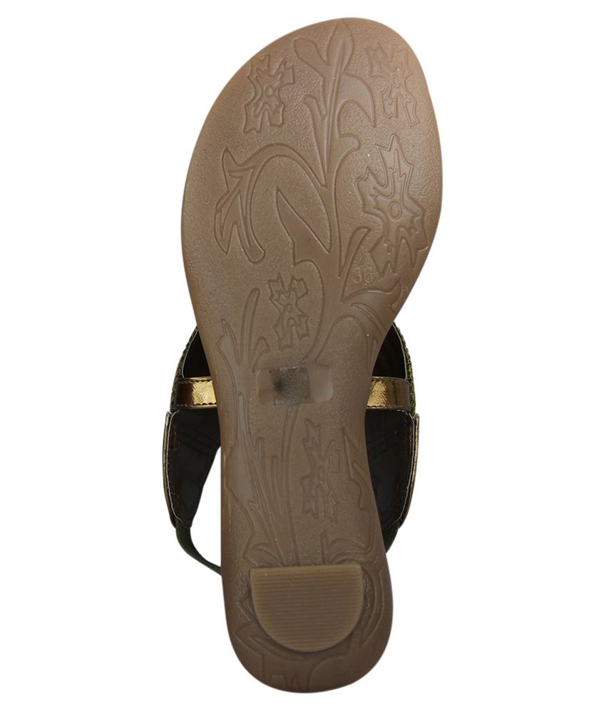 Faith Gold Flats Price in India- Buy Faith Gold Flats Online at Snapdeal