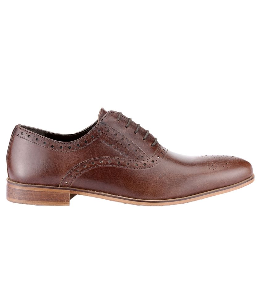 red tape formalshoes
