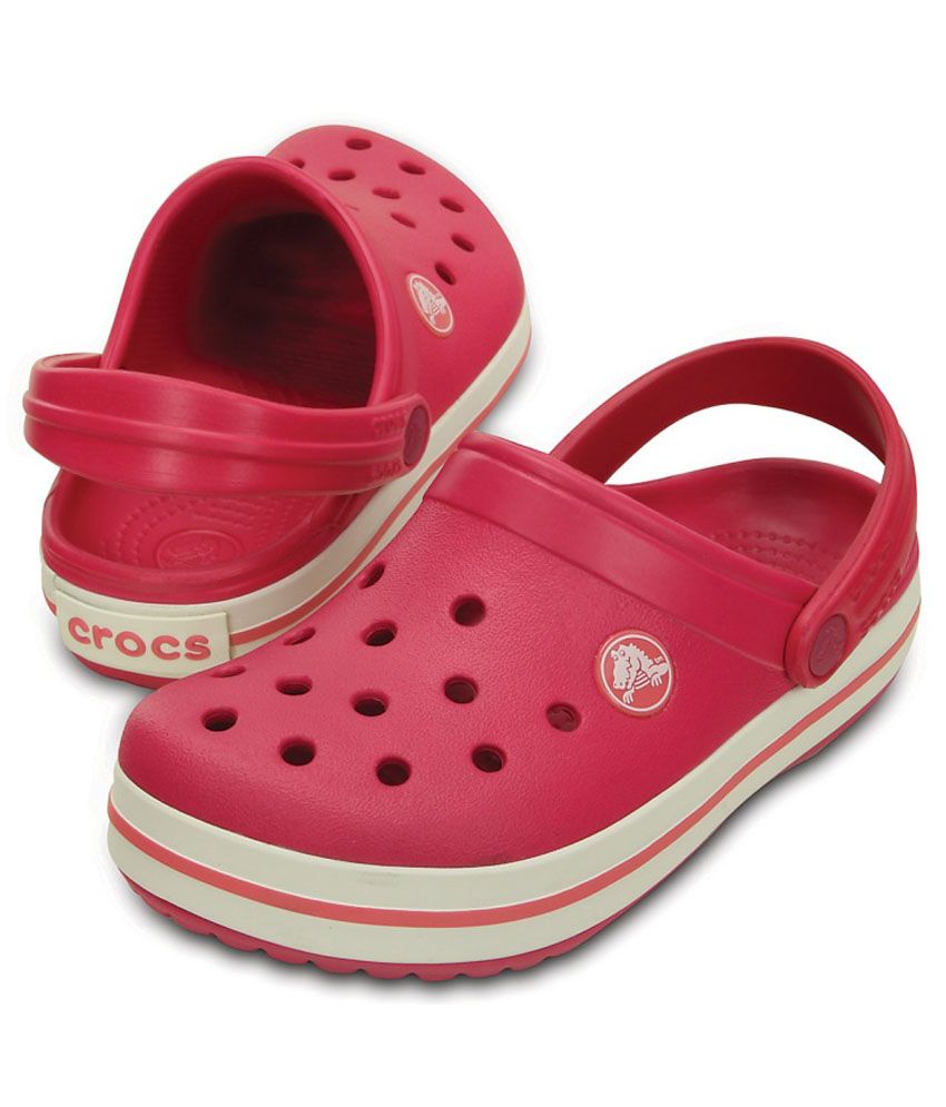 navy mens crocs