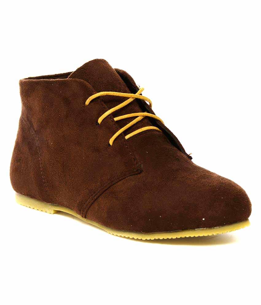 womens brown booties flat