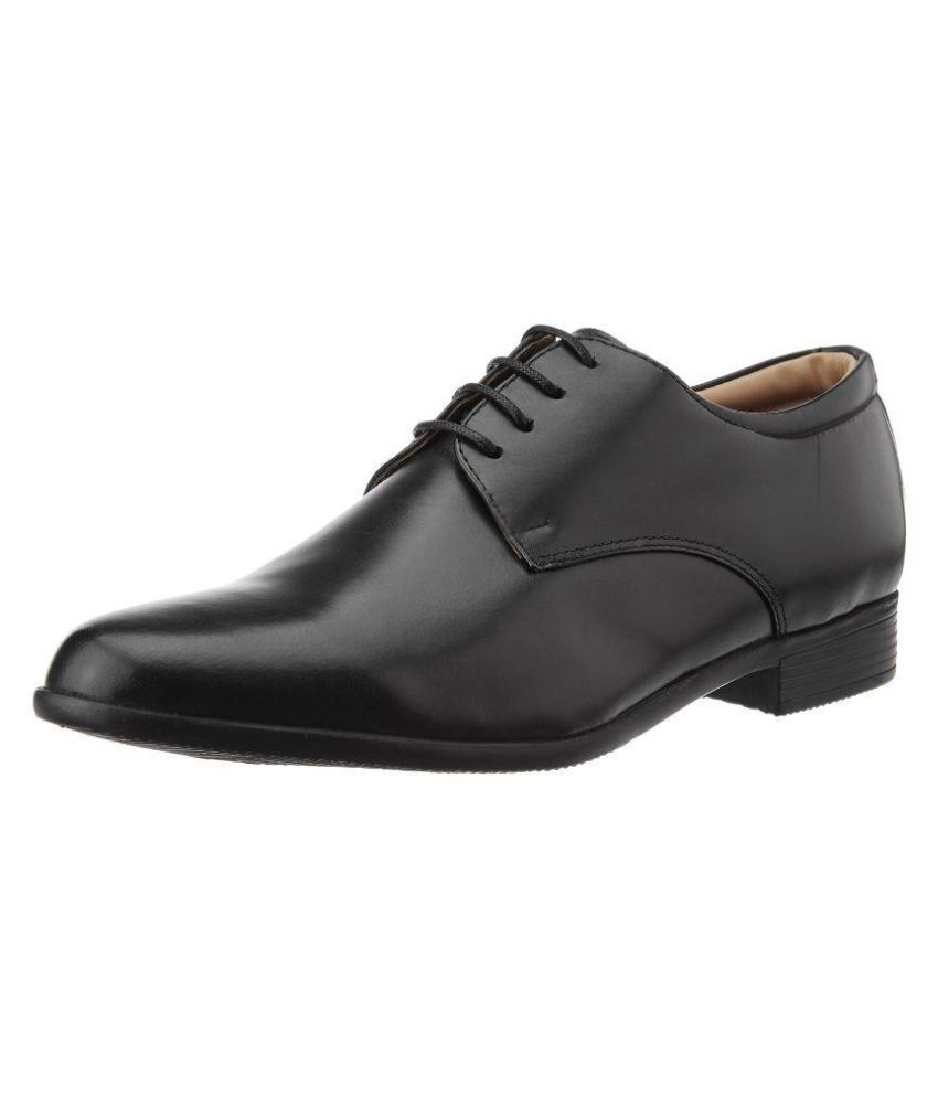 bata oxford pattern shoes