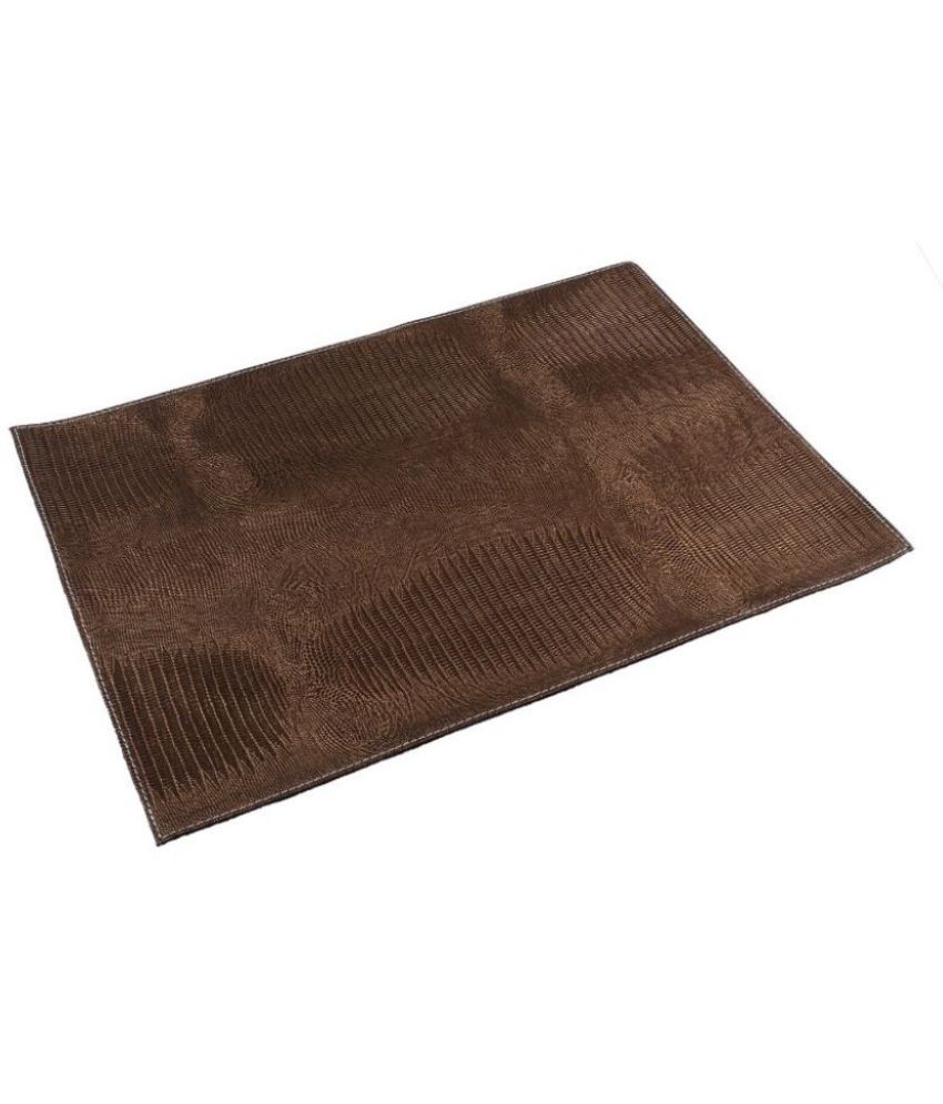 The Decor Mart Set Of 2 Faux Leather Table Mats Buy The Decor