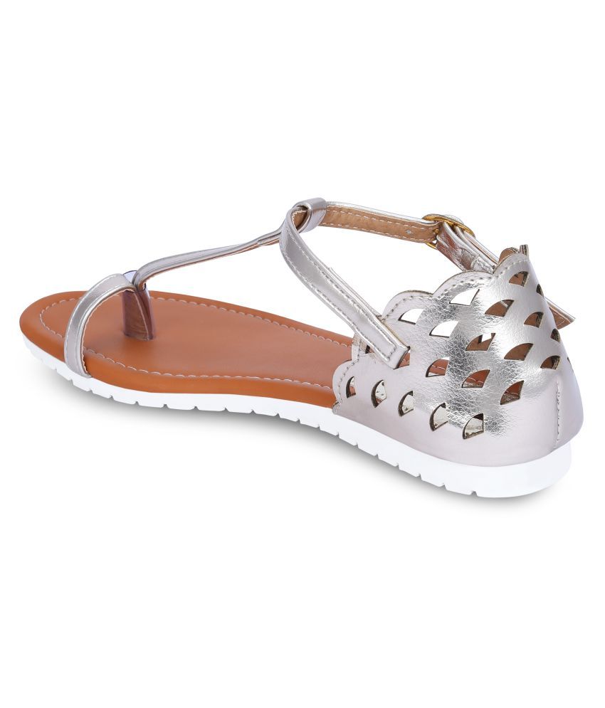 silver flats 9.5
