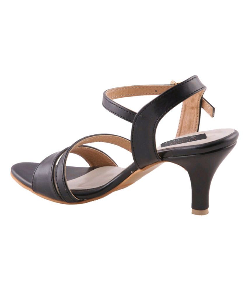wide feet kitten heels