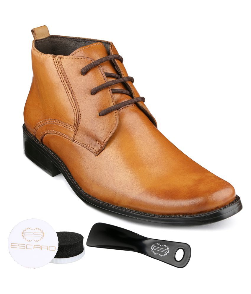mens tan chukka
