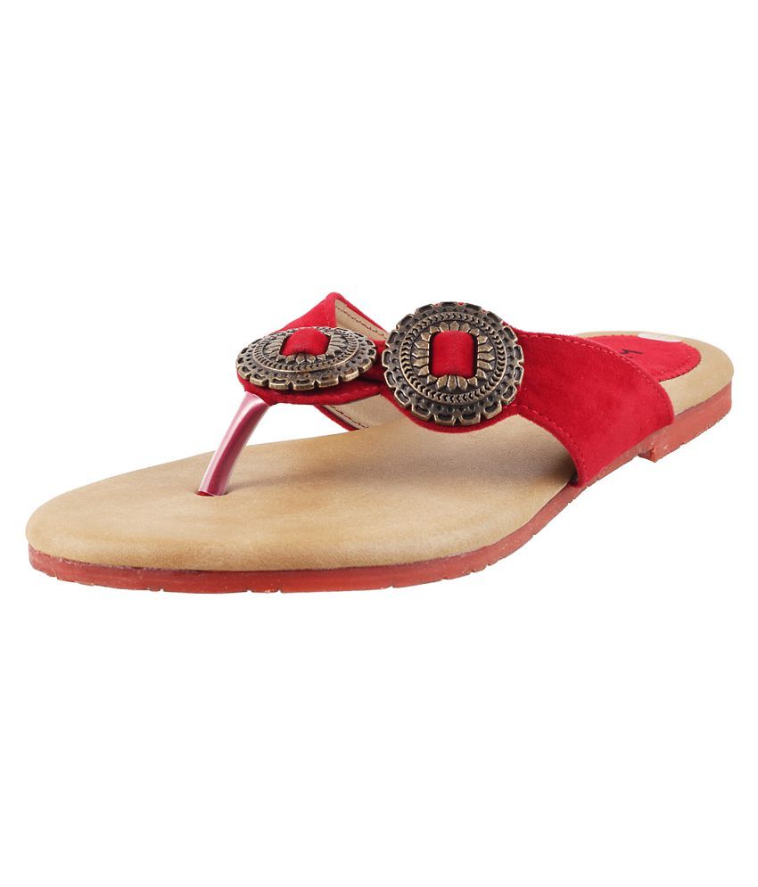 METRO RED Slippers  Price in India Buy METRO RED Slippers  