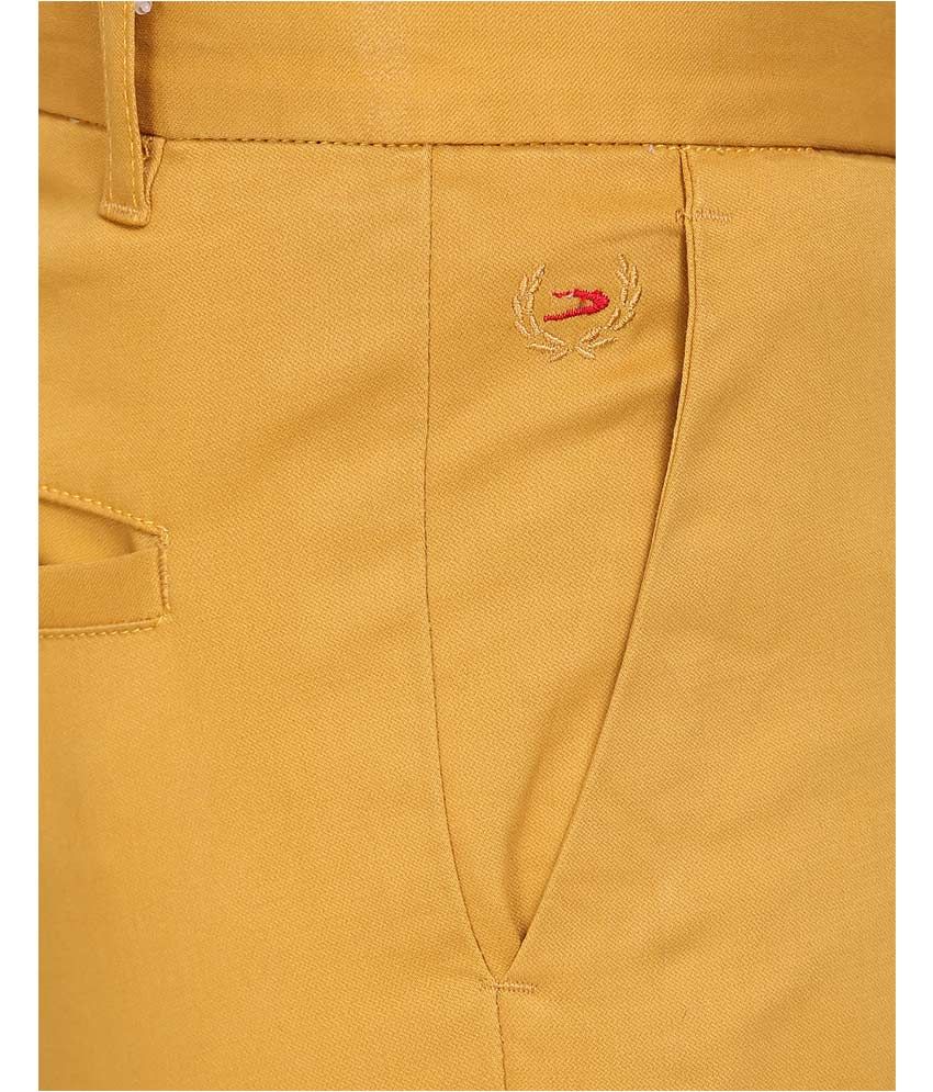 yellow trouser