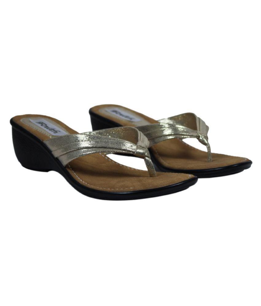 silver wedges online