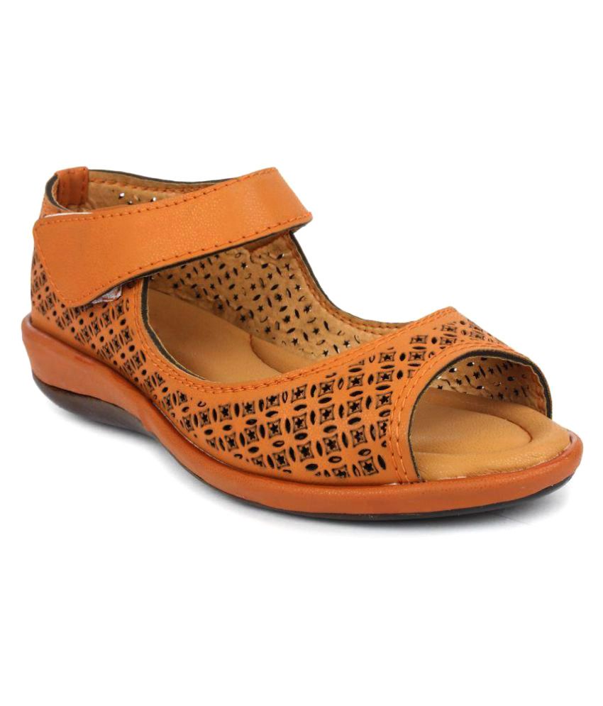 dsw tan flats