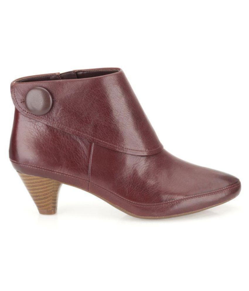 clarks trace fall ankle chelsea boots
