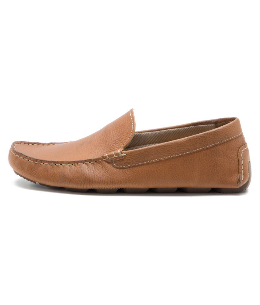 redtape brown loafers