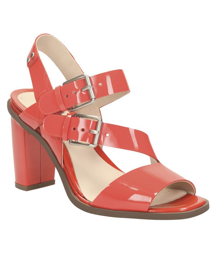 clarks heels red