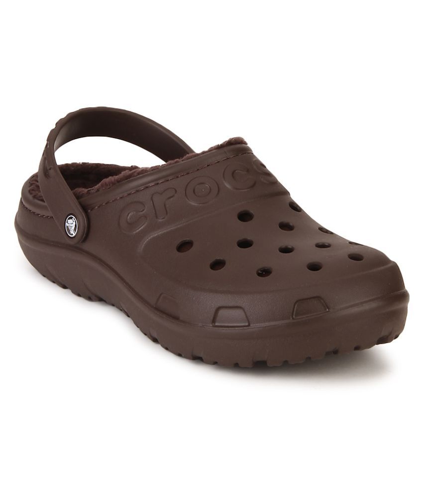 Crocs Brown Floater Sandal Relaxed Fit Price in India- Buy Crocs Brown ...