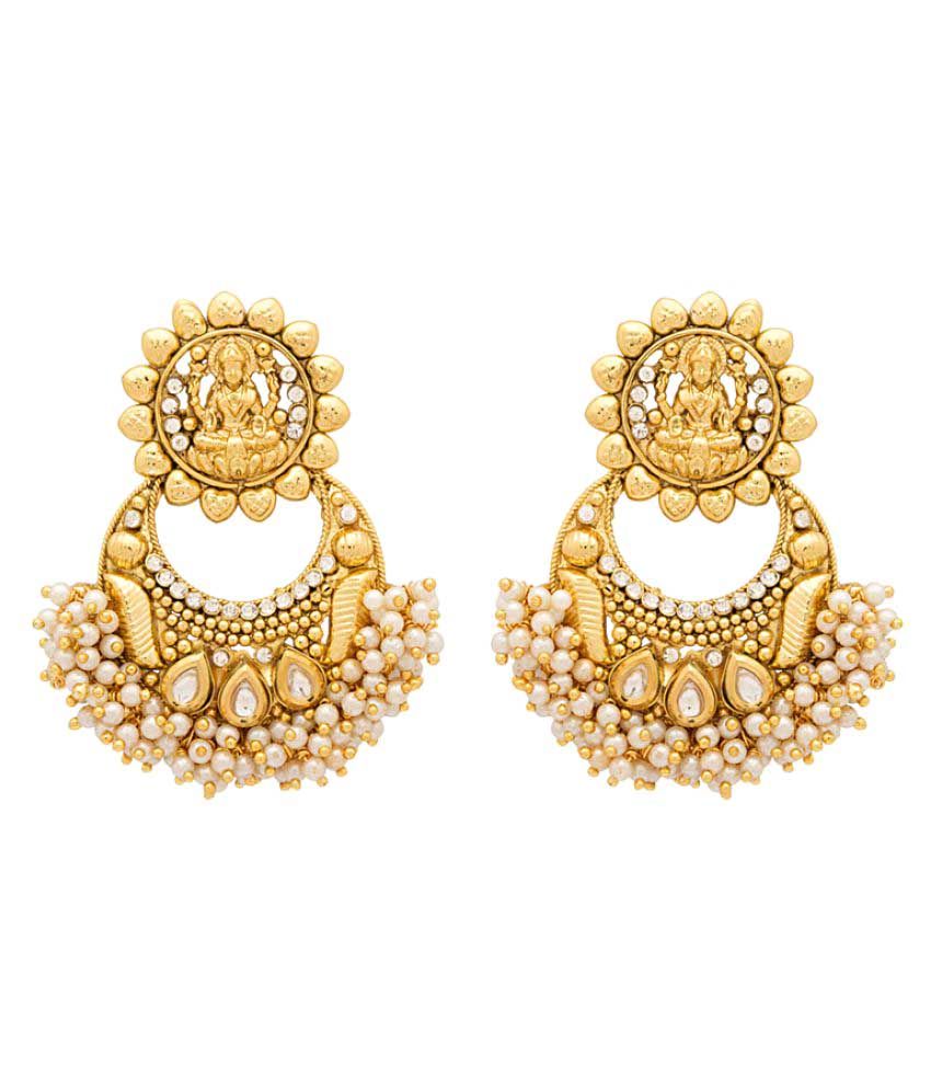 Voylla Golden Color Alloy Earrings Voylla Golden Color Alloy Earrings