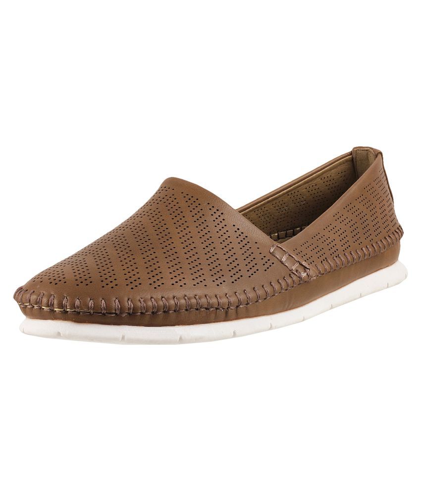 METRO KHAKI Mules Price in India- Buy METRO KHAKI Mules Online at Snapdeal