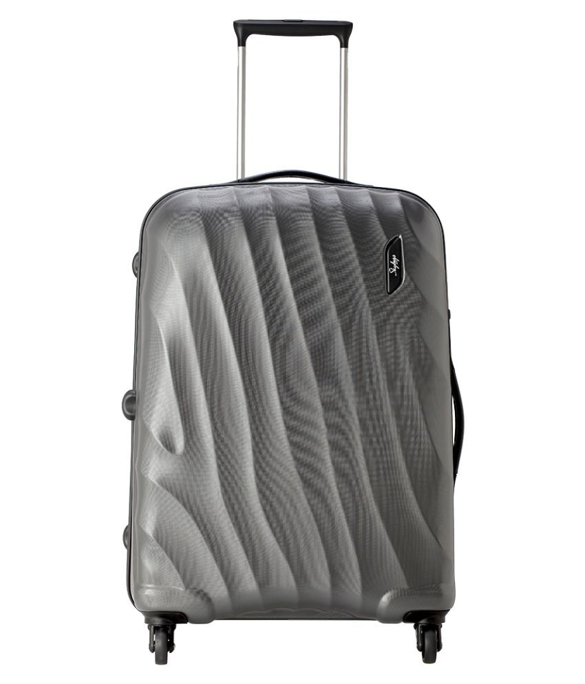 cabin suitcase review