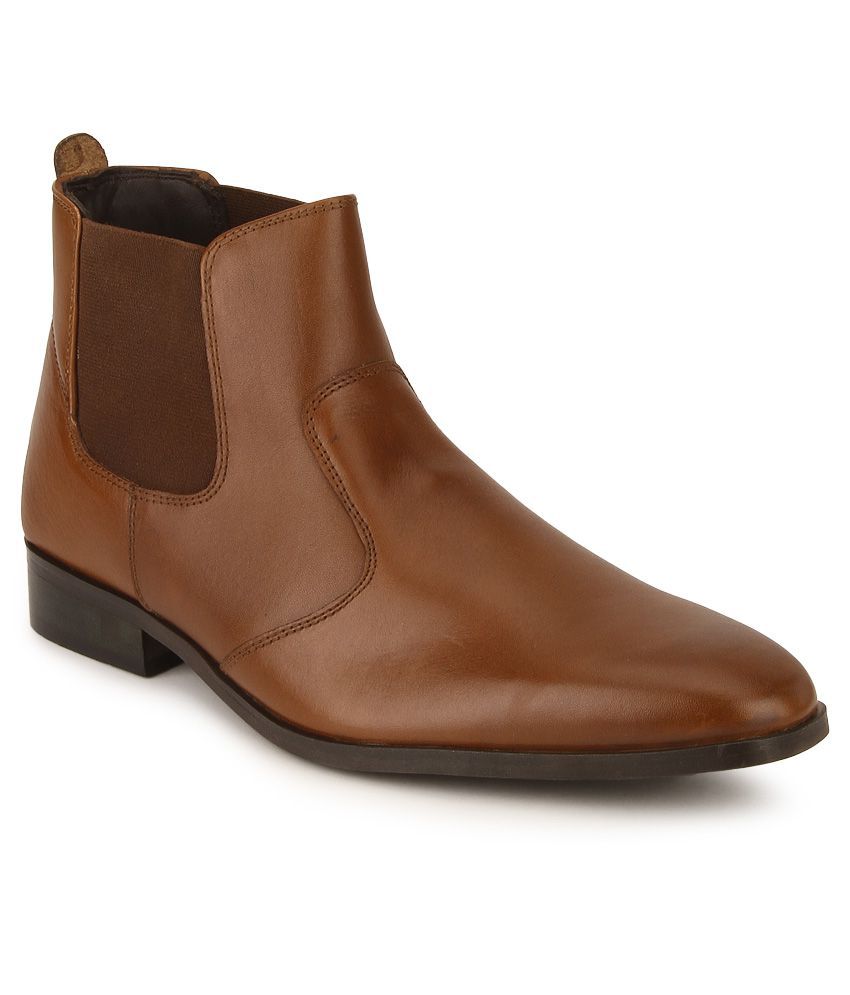 carlton london chappal