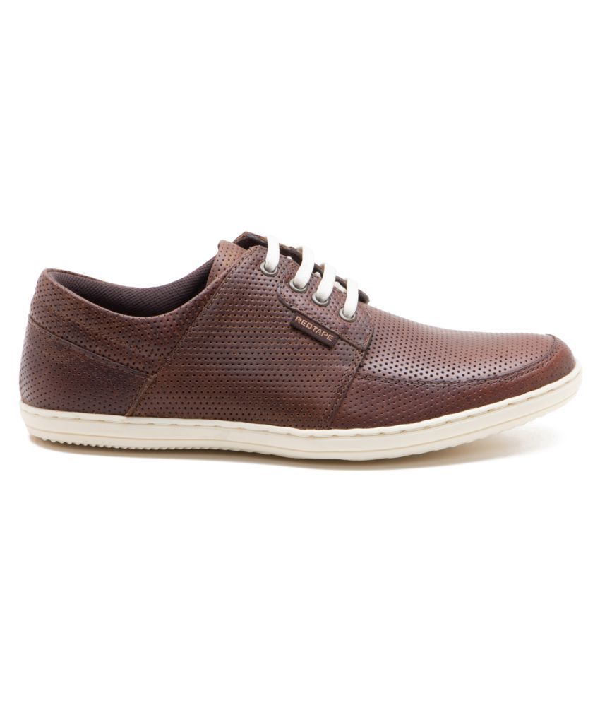 red tape shoes flat 50 off