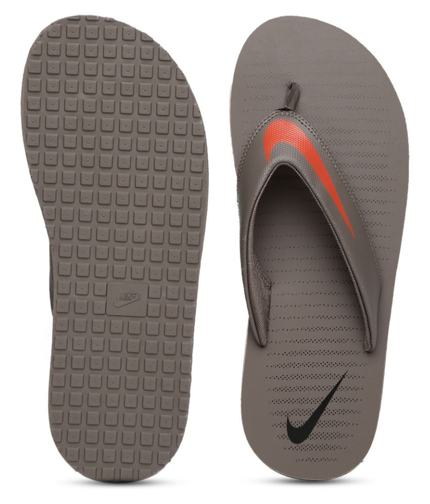 nike chroma thong 5 flip flops