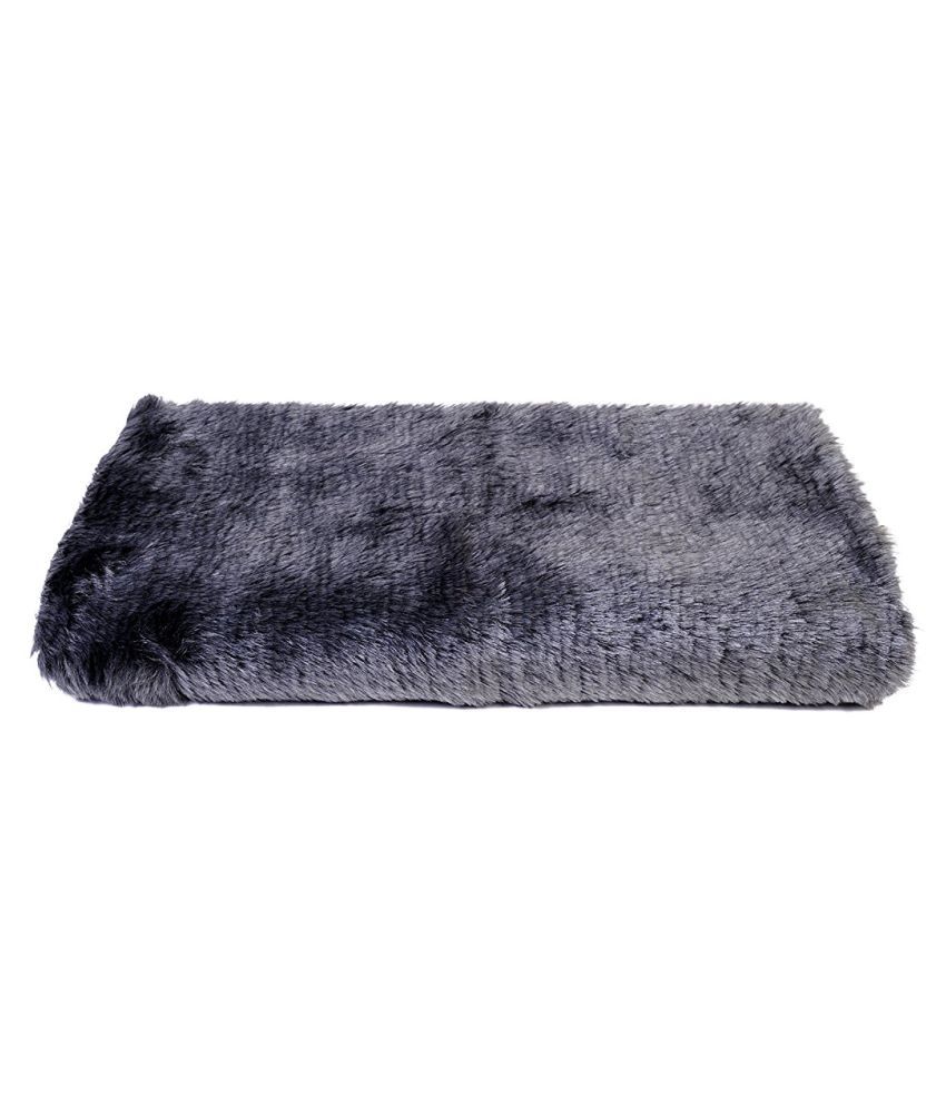     			Fur Cloth with 2 cm Hair Length Used for Dresses, Photoshop, Soft Toys Making, Jackets, Cushions and Decorations Color Grey, 38 x 34 Inches