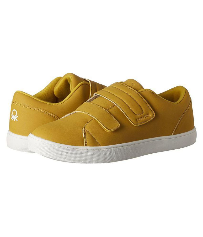ucb yellow shoes