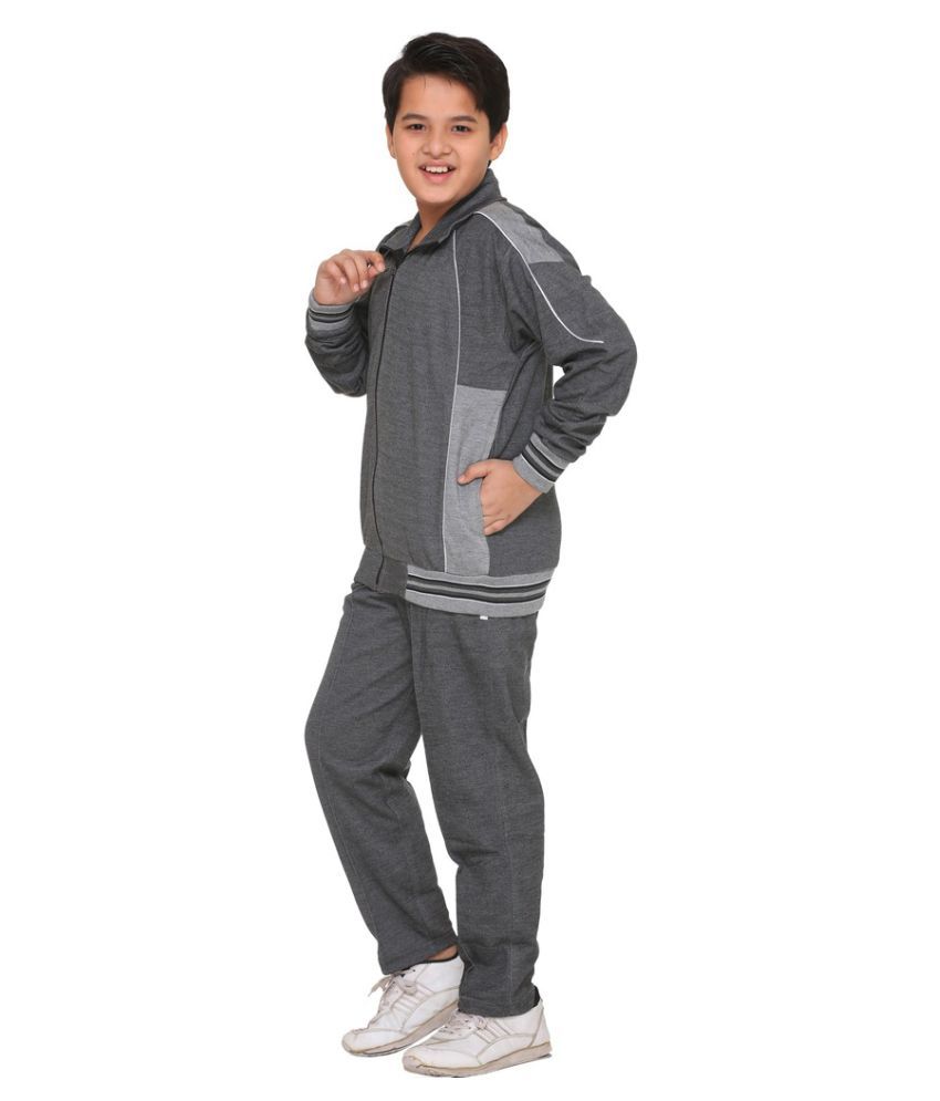 baggy grey tracksuit