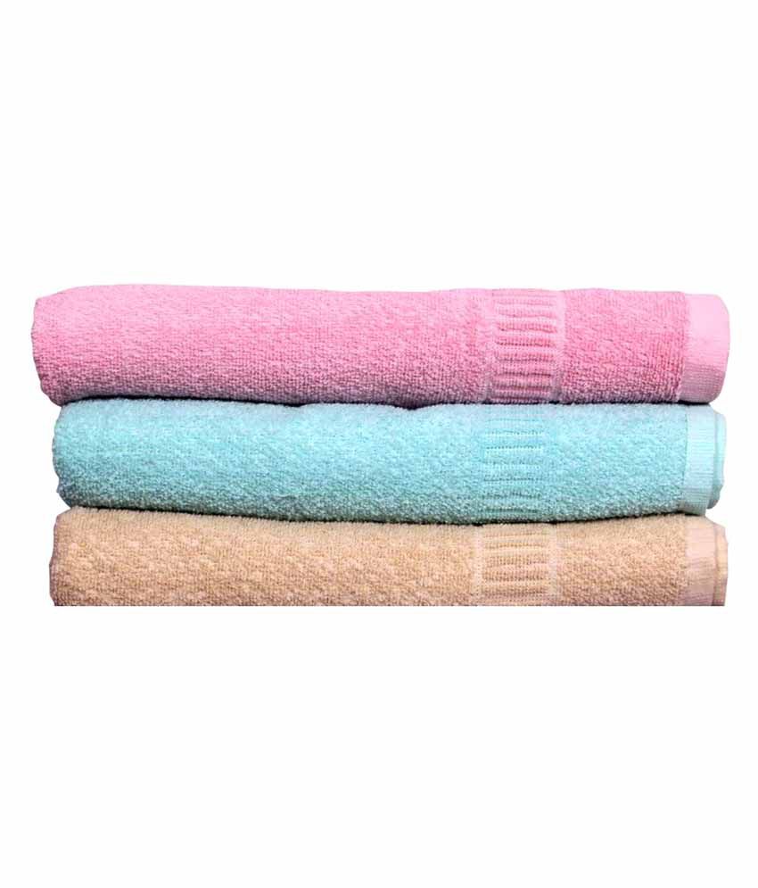     			RBK - Multicolor Cotton Solid Bath Towel (Pack of 3)
