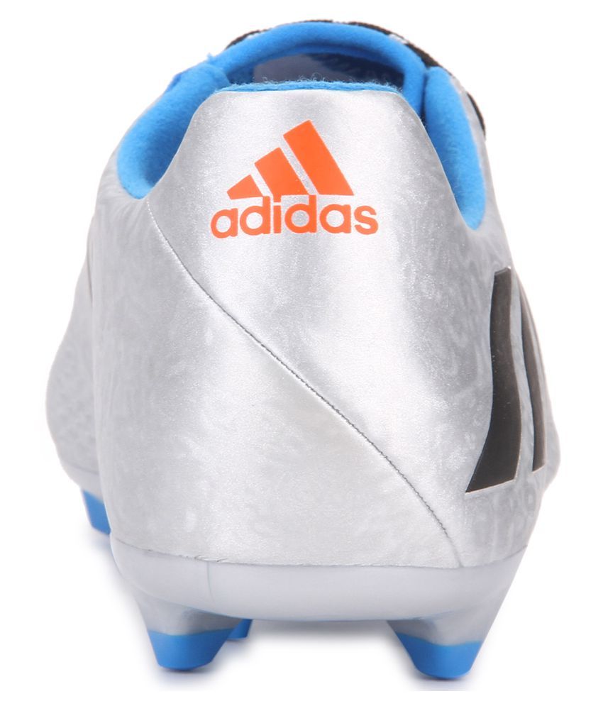 football shoes snapdeal