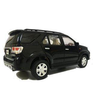 toyota fortuner toy model