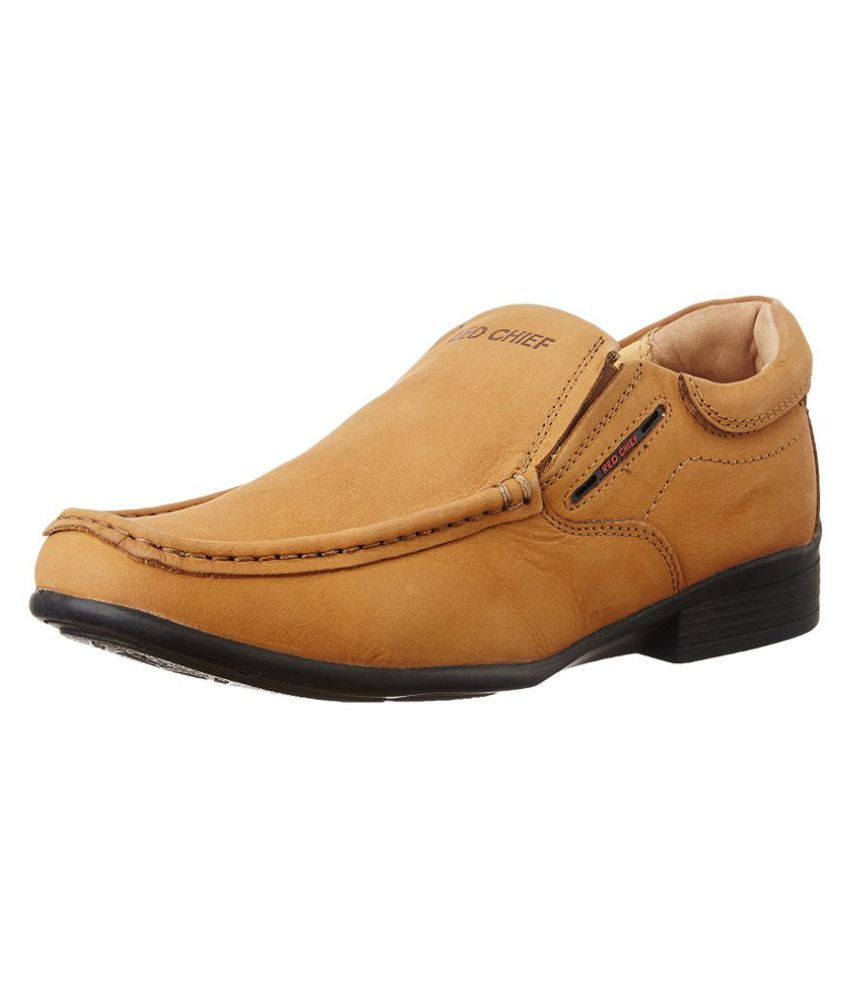 red chief office chappal