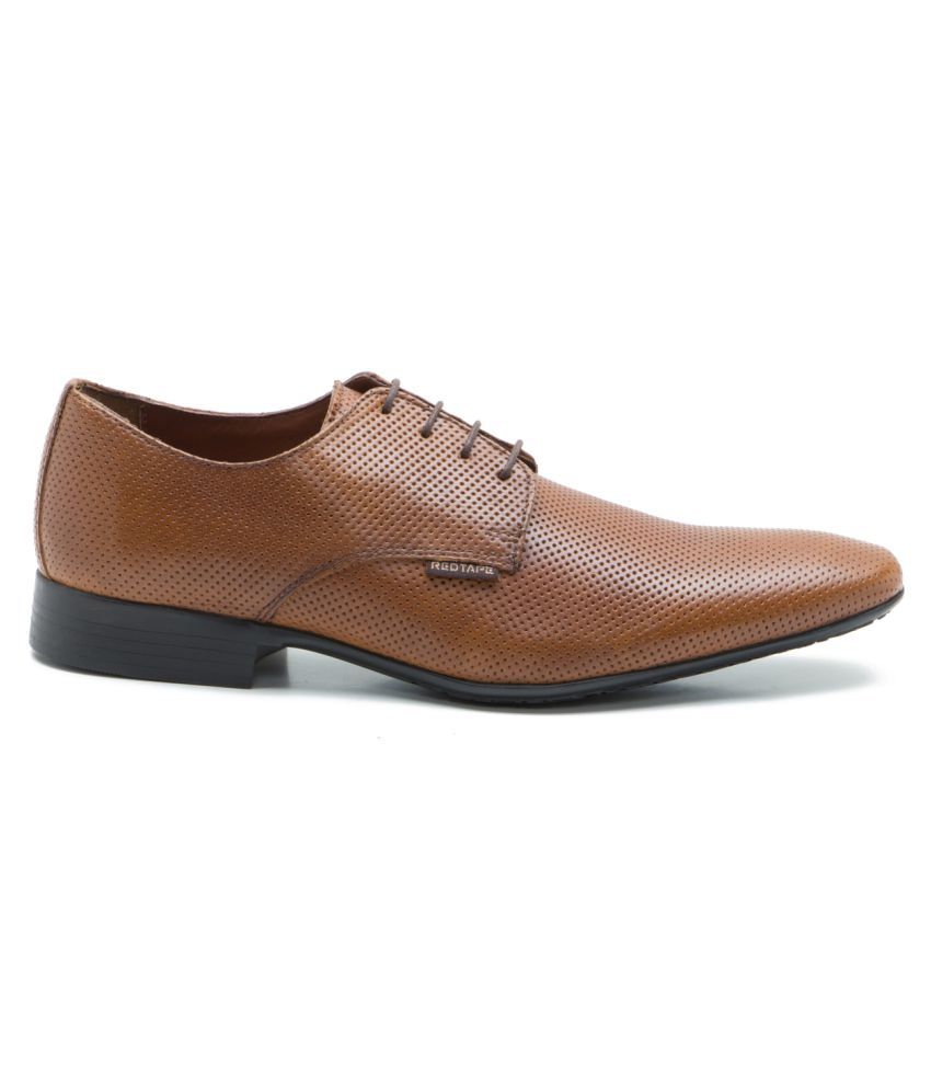 red tape tan shoes