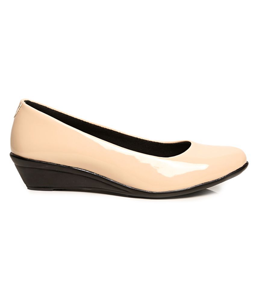 Bare Soles Beige Formal Shoes Price in India- Buy Bare Soles Beige ...