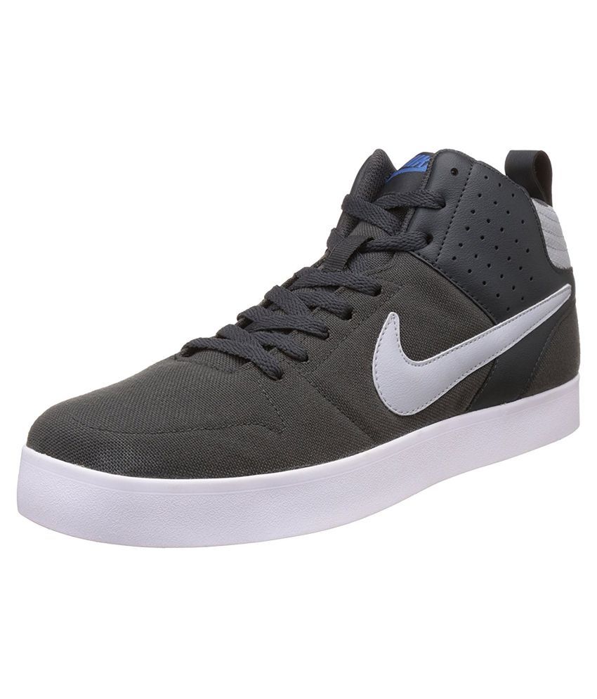 casual men nike sneakers