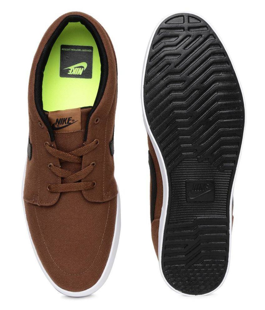nike brown canvas shoes