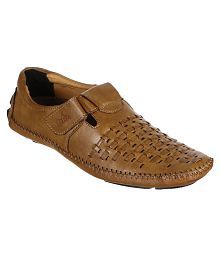 Mens Sandals & Floaters: Buy Sandals & Floaters For Men Online at Best ...