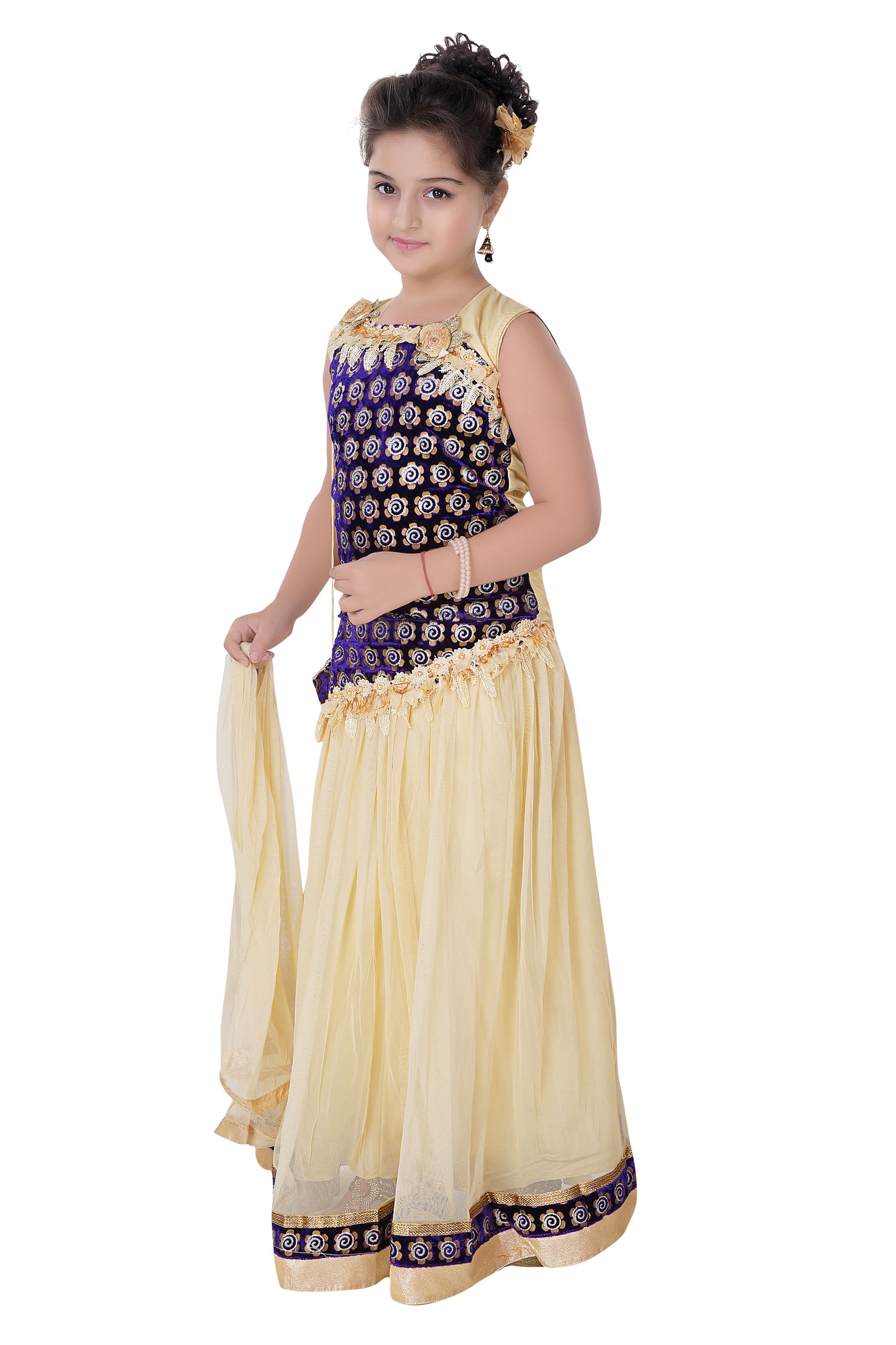 Saarah Multicoloured Lehenga Choli Sets For Girls - Buy Saarah ...