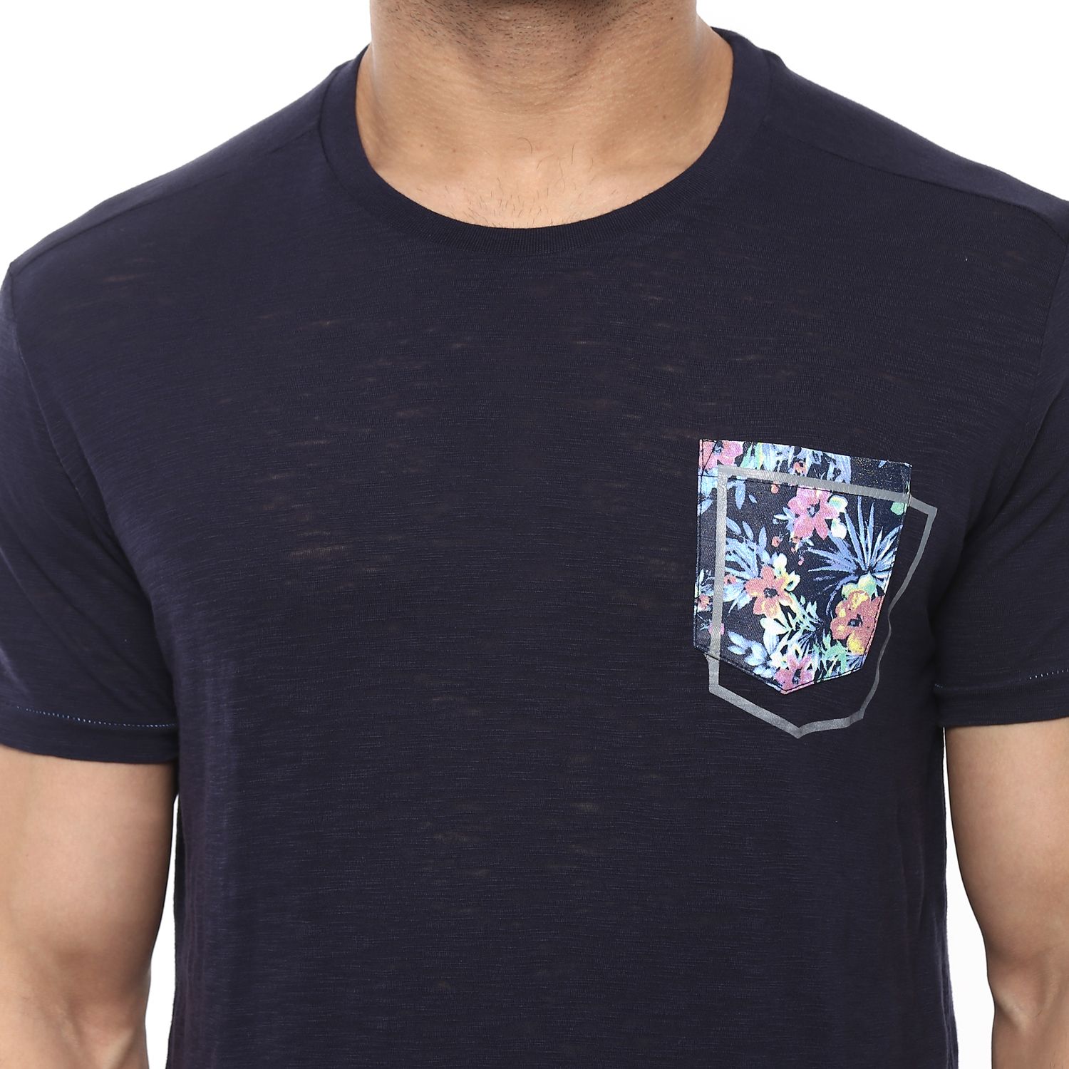 mufti logo on shirt